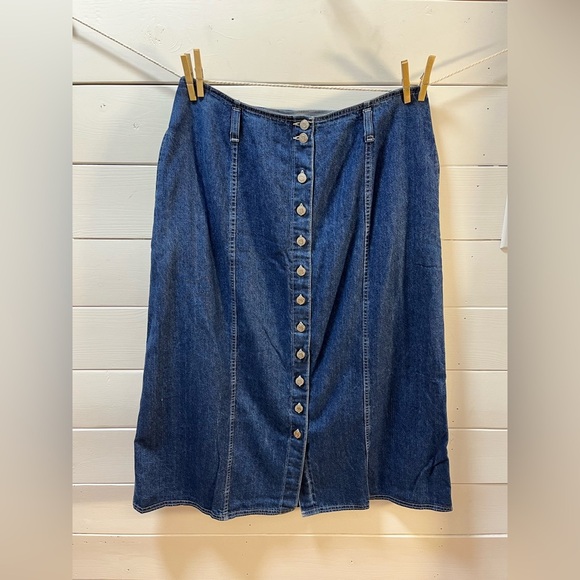 ❣️MARKS & SPENCER St Michael Denim Button-Front Skirt – Size 18 (CAN) - Picture 1 of 6